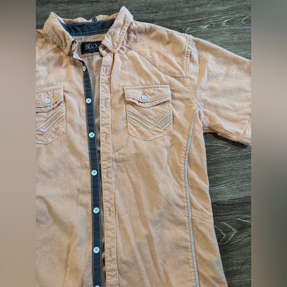 Button down shirt - Picture 3 of 9